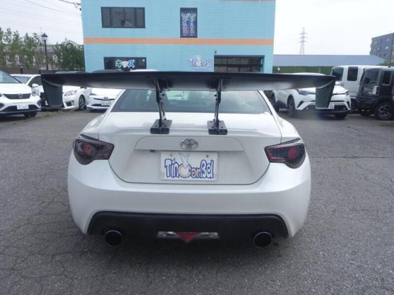 86