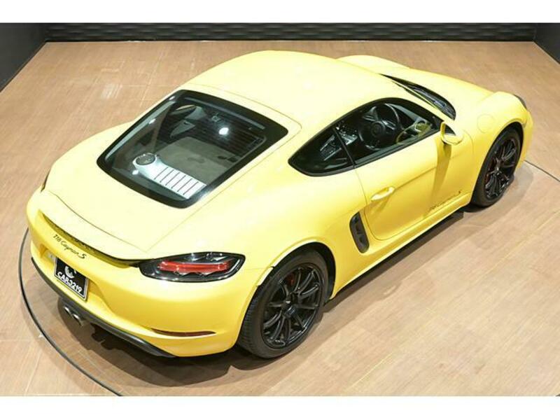718 CAYMAN