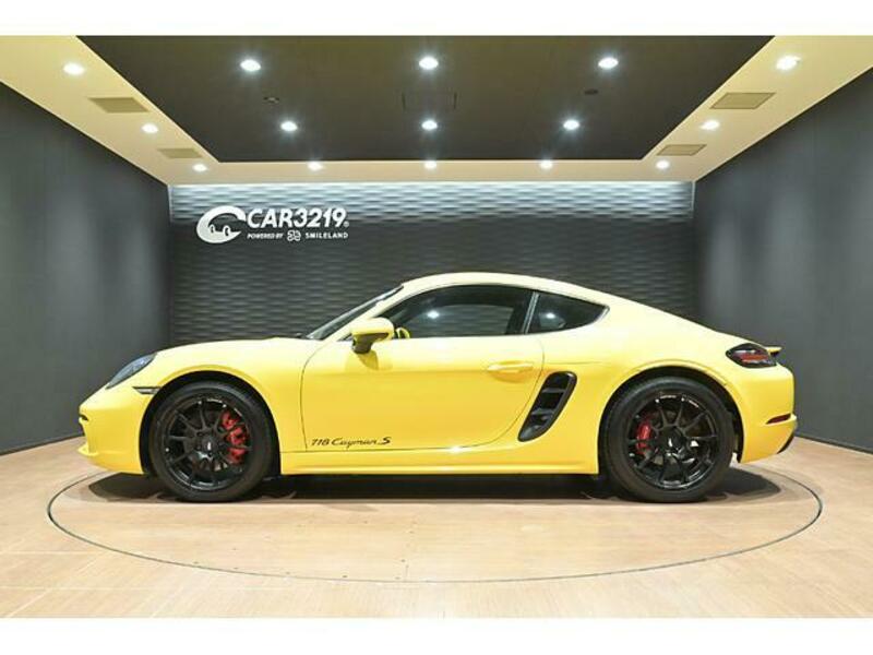718 CAYMAN