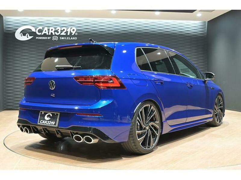 GOLF R