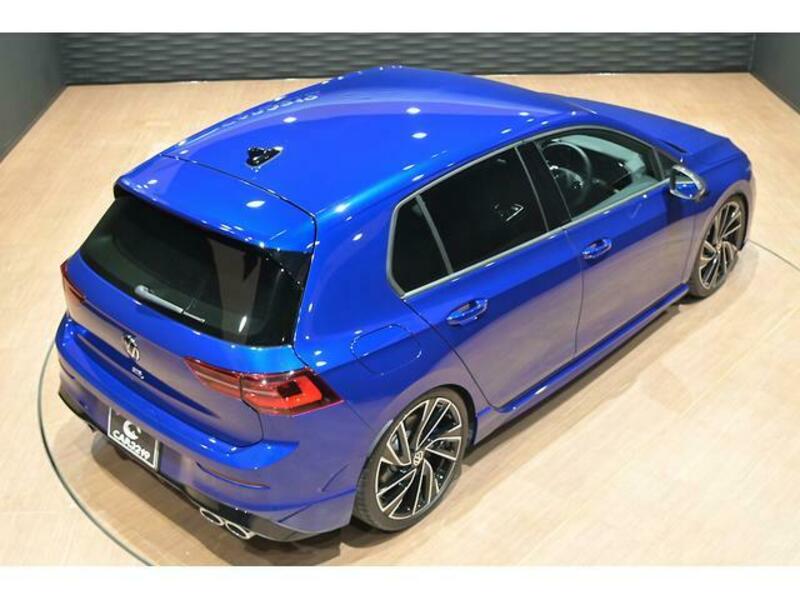 GOLF R