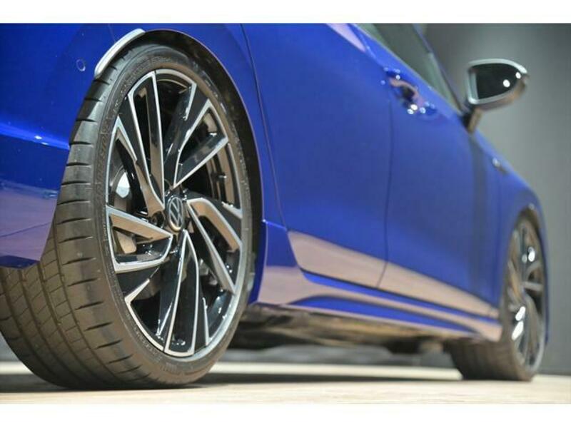 GOLF R
