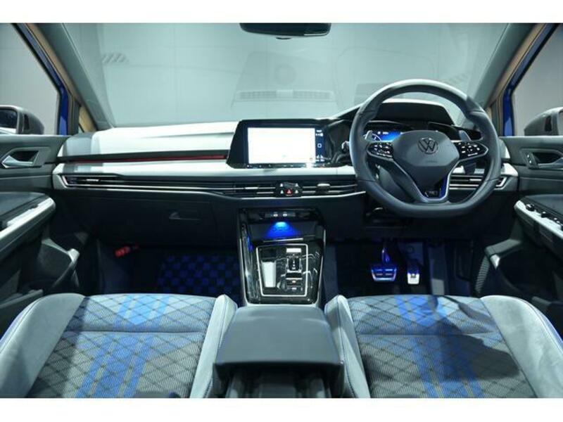 GOLF R