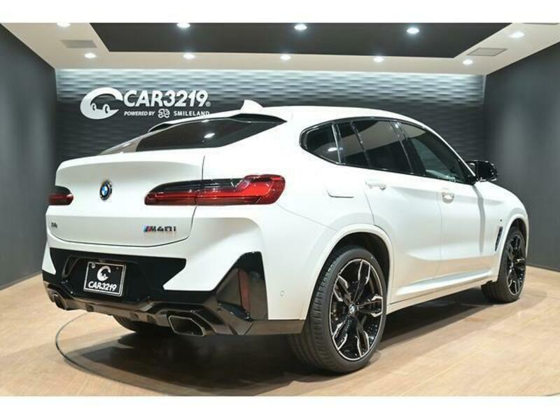 X4