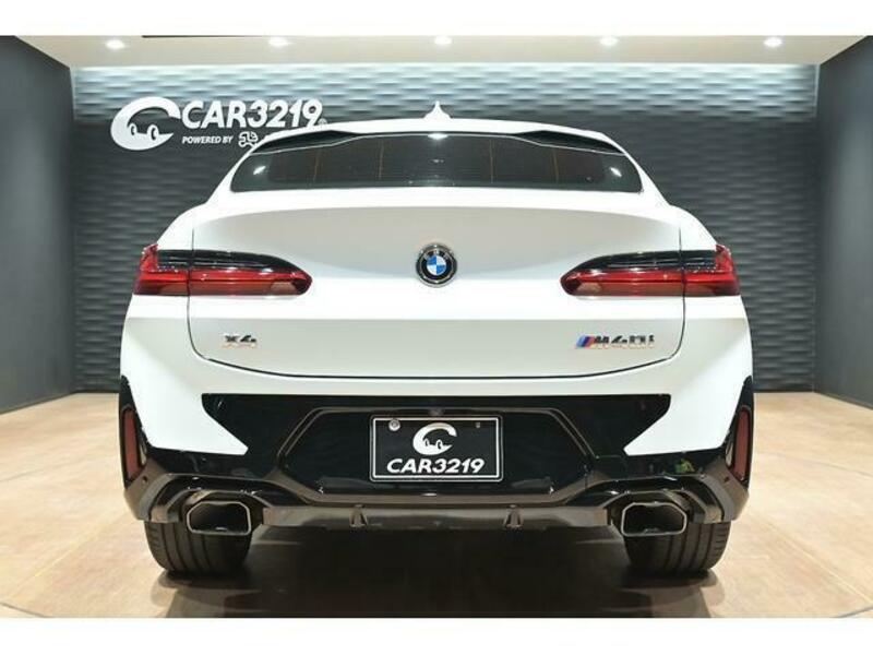 X4