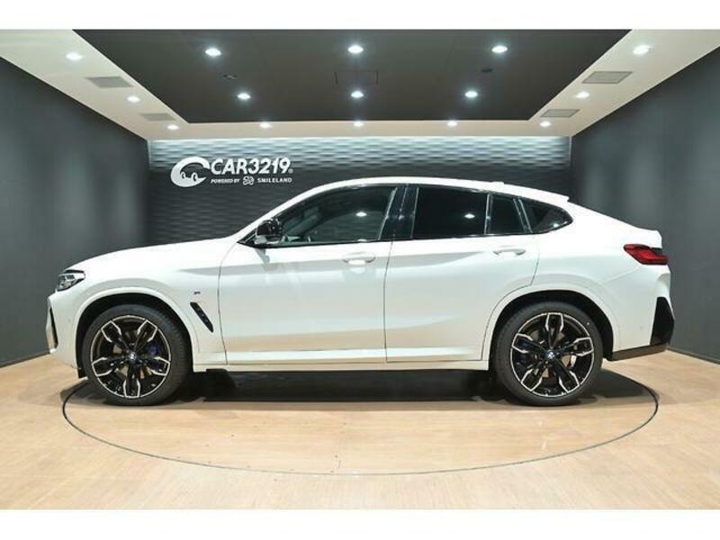 X4