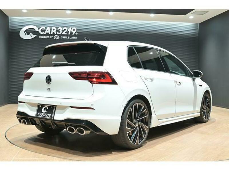 GOLF R