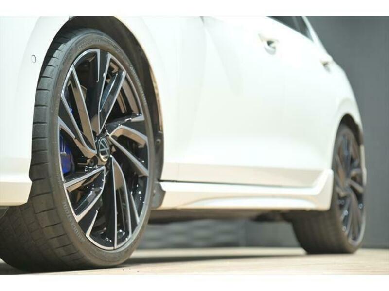 GOLF R