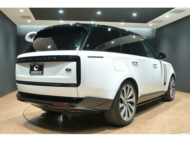RANGE ROVER