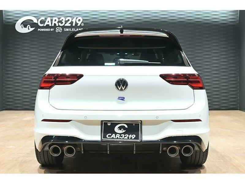 GOLF R