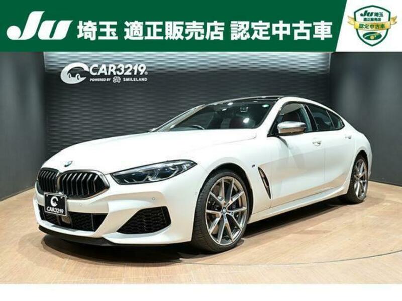 BMW 8 SERIES