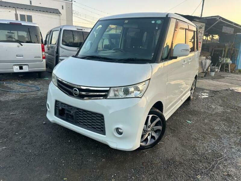 NISSAN ROOX