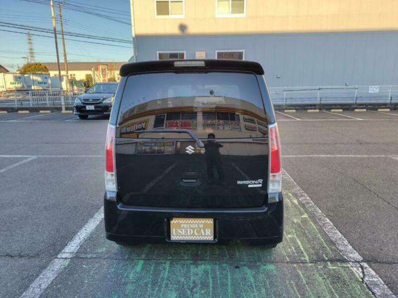 WAGON R
