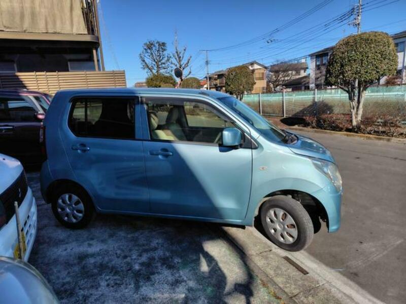 WAGON R