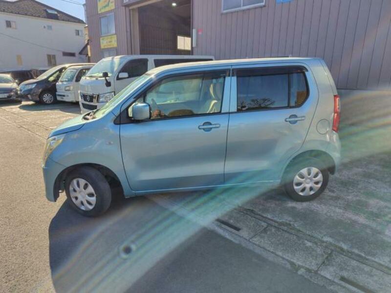 WAGON R