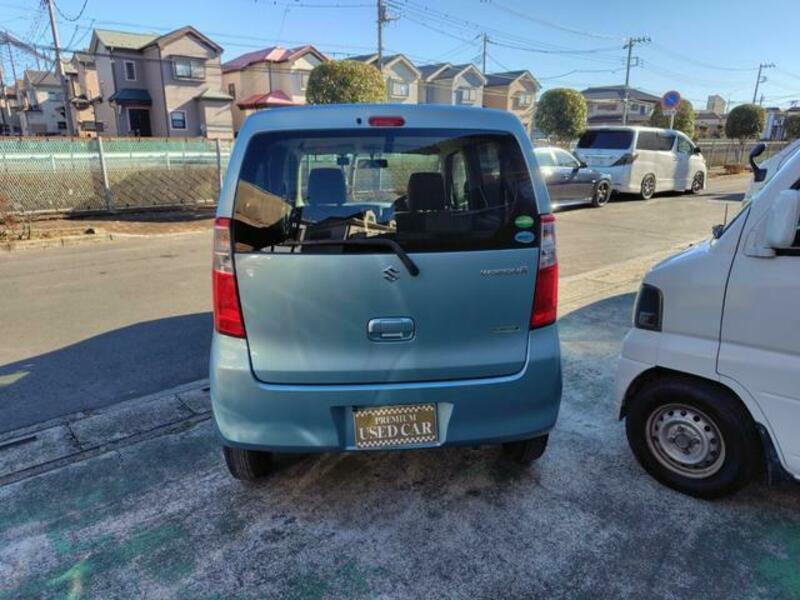 WAGON R