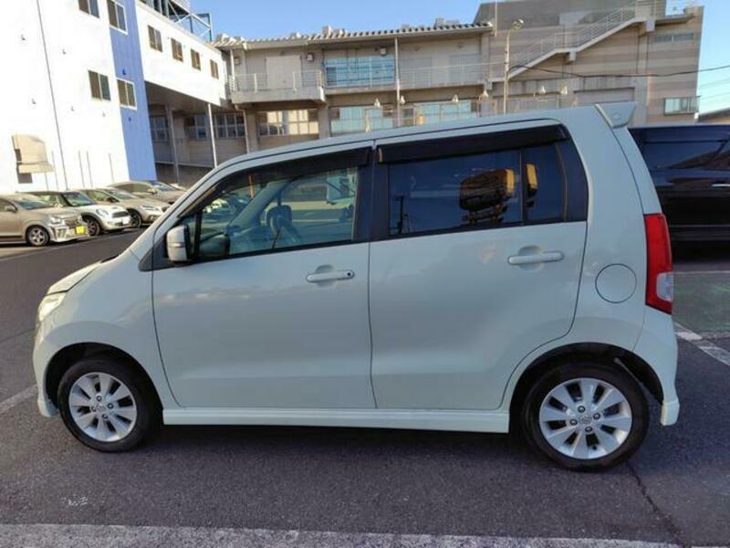 WAGON R
