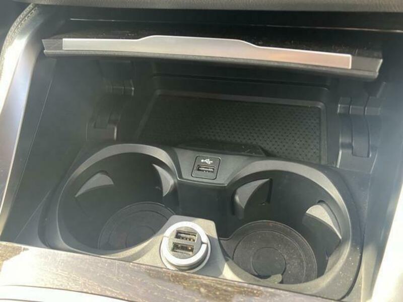 4 SERIES