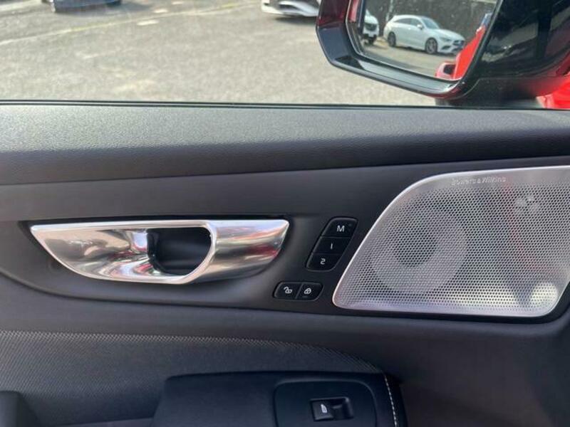 S60