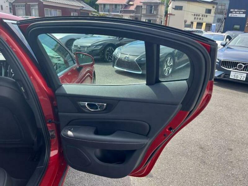 S60