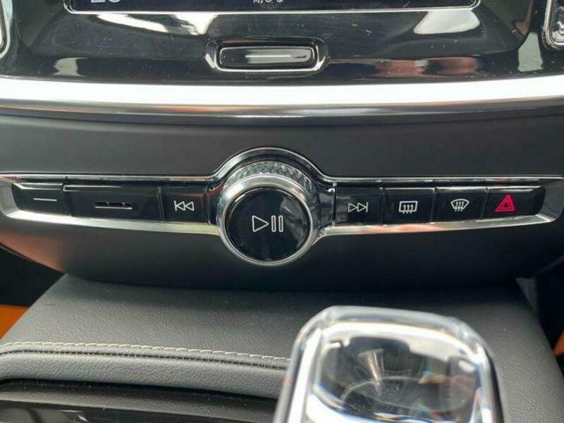 V60