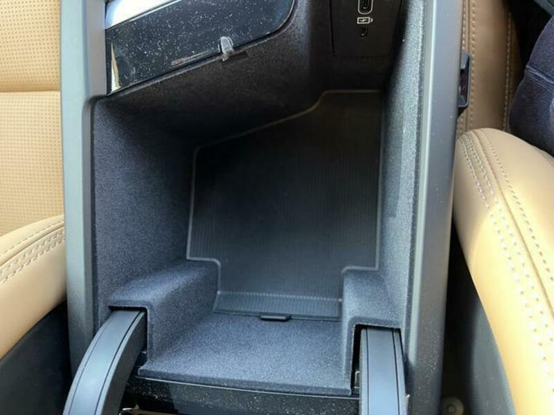 V60