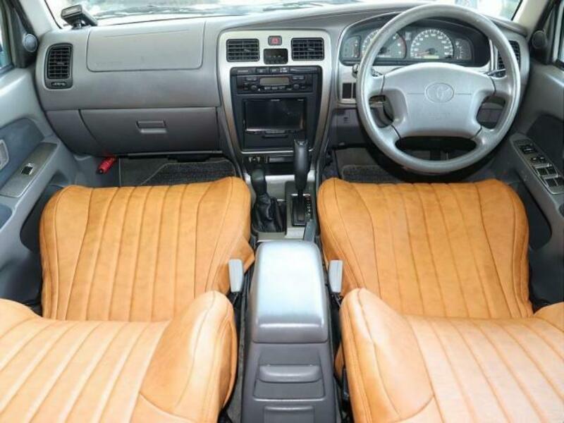 HILUX SURF