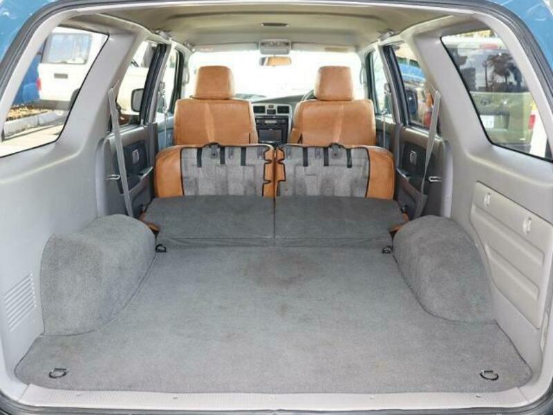HILUX SURF