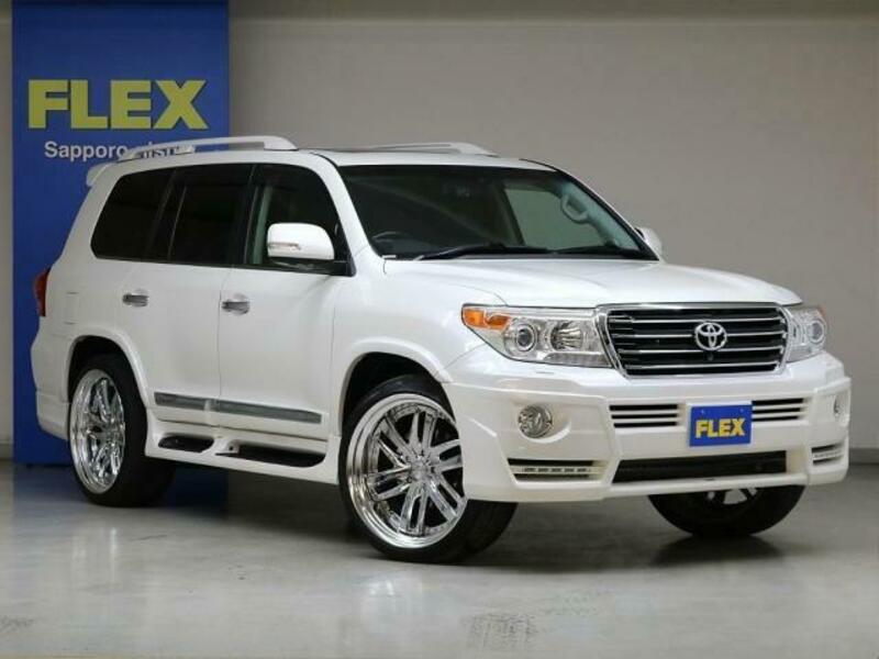 LAND CRUISER