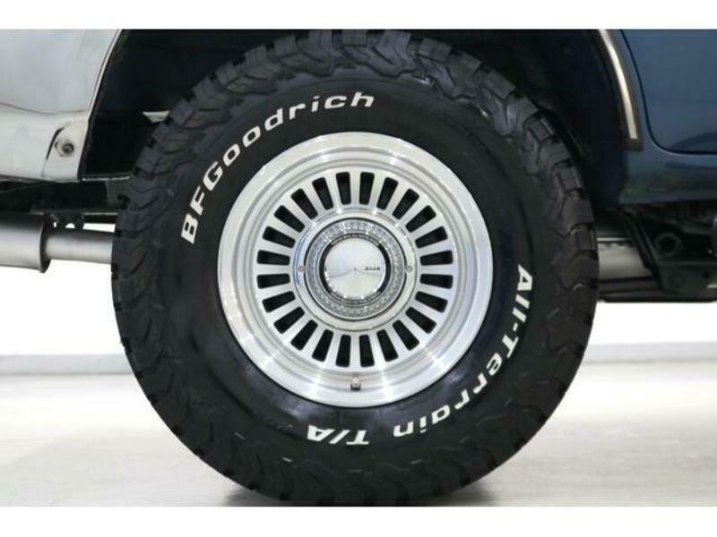 HILUX SURF