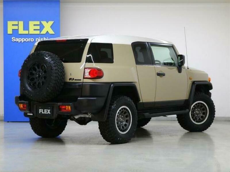 FJ CRUISER