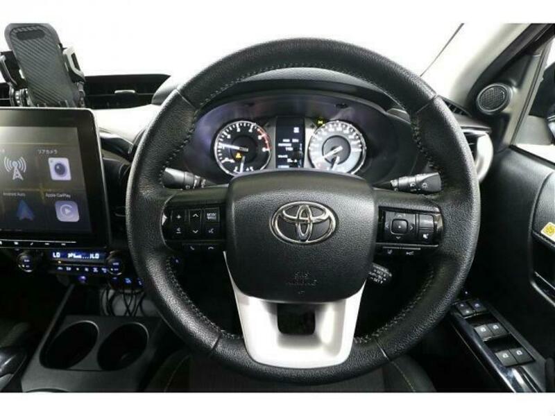 HILUX