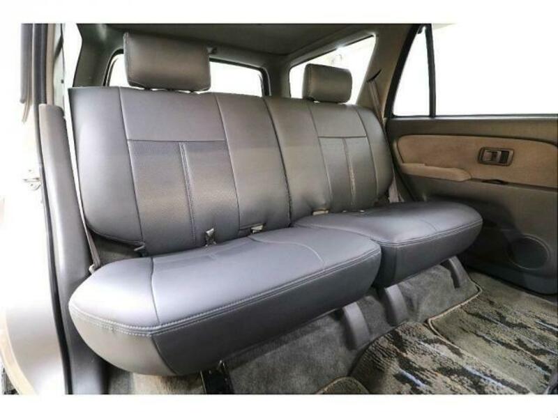 HILUX SURF