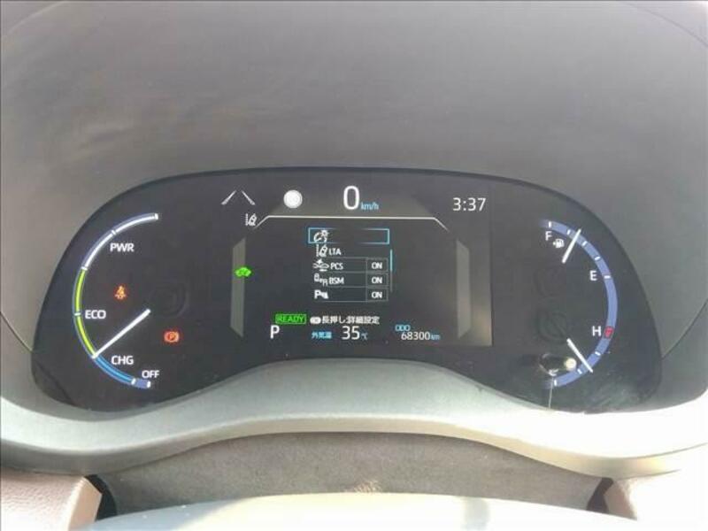YARIS CROSS