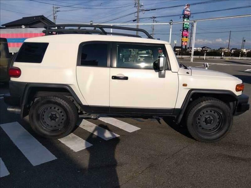 FJ CRUISER