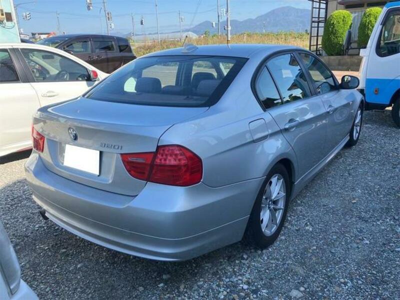 3 SERIES