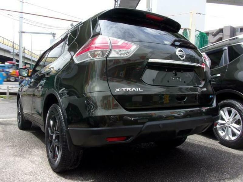 X-TRAIL