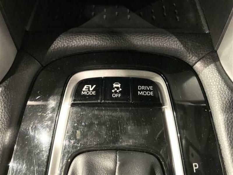 COROLLA CROSS