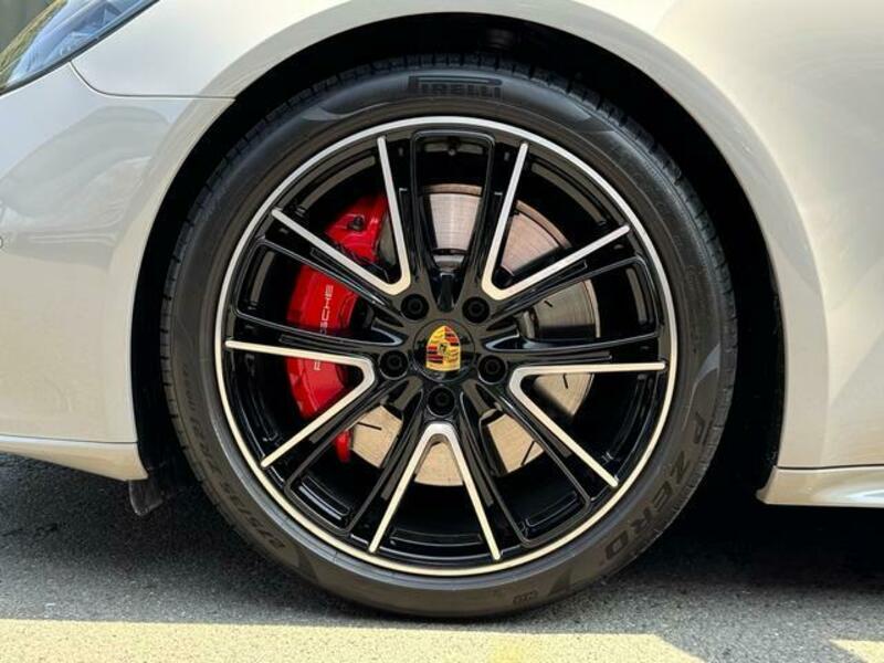 PANAMERA