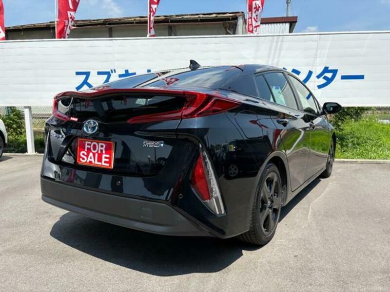 PRIUS PHV