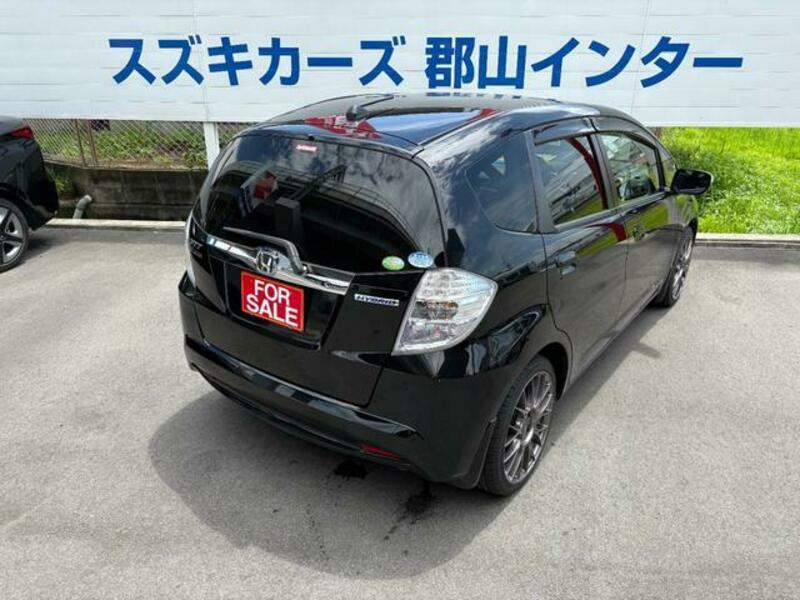FIT HYBRID
