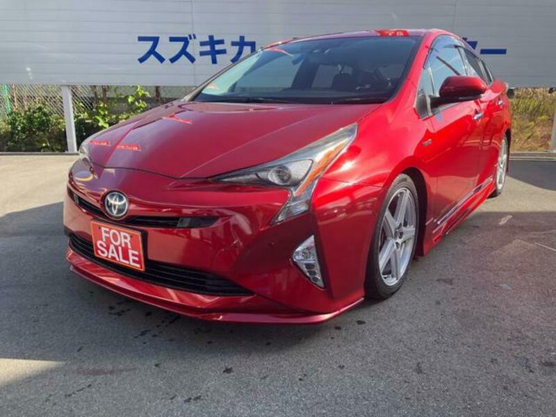 TOYOTA PRIUS