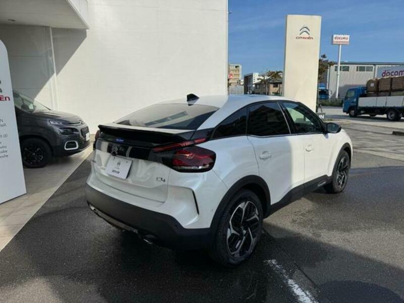 C4