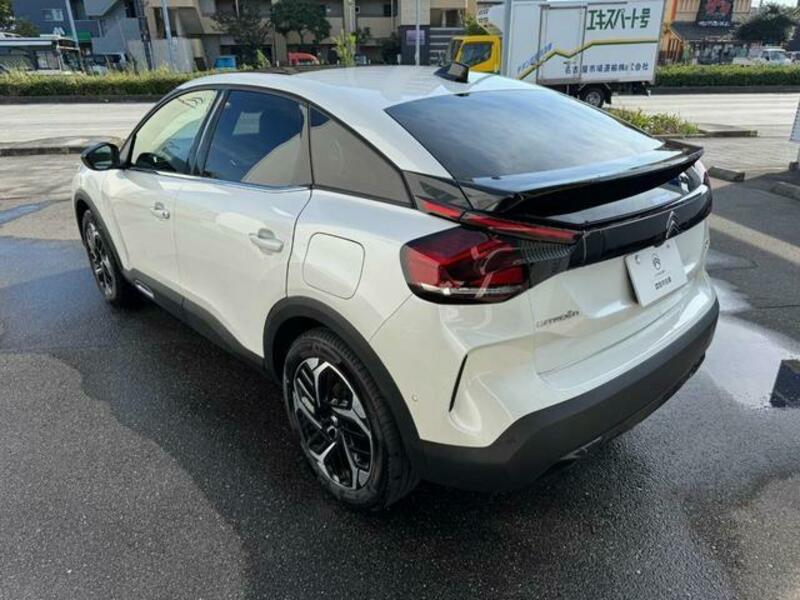 C4