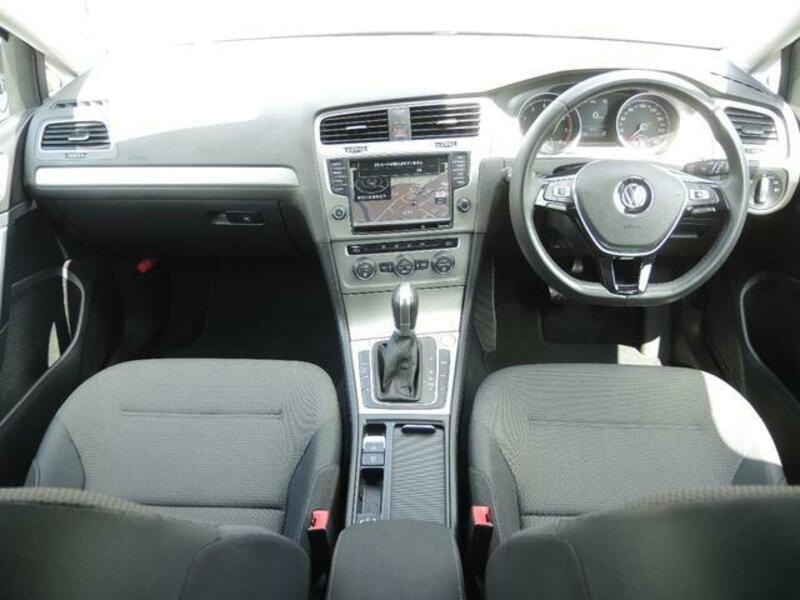 GOLF VARIANT