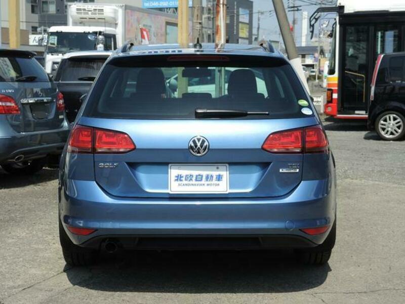 GOLF VARIANT