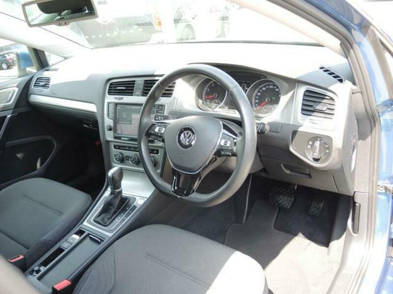 GOLF VARIANT