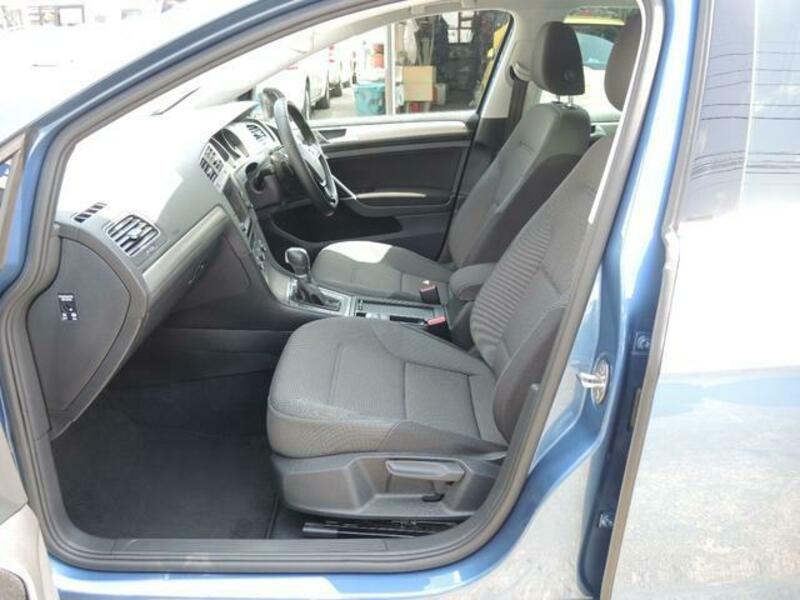 GOLF VARIANT