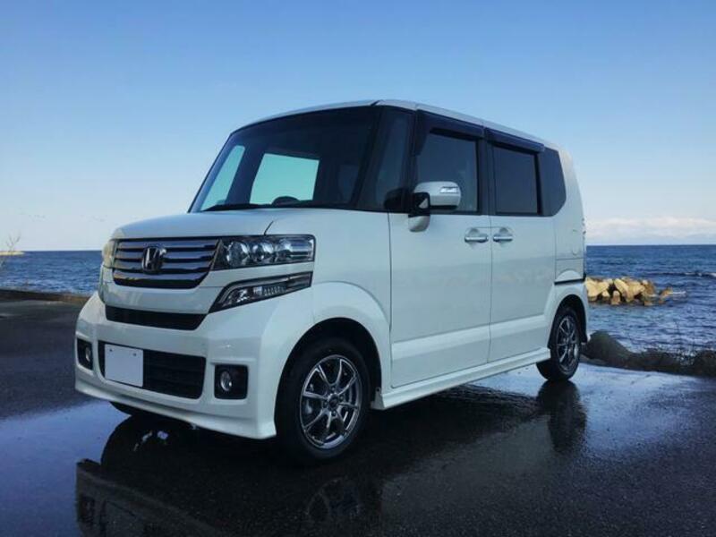 HONDA N BOX CUSTOM