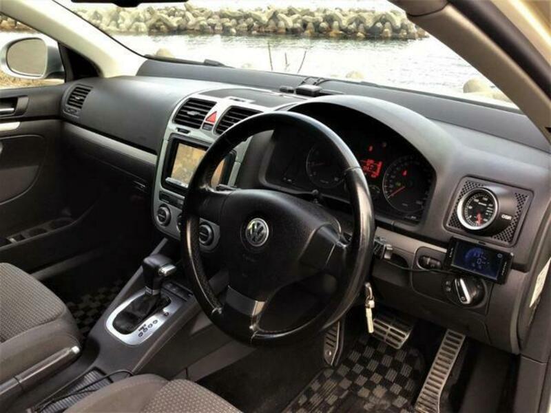 GOLF VARIANT